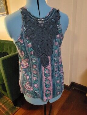 Anthropologie Akemi + Kin Tank With Crochet Detail